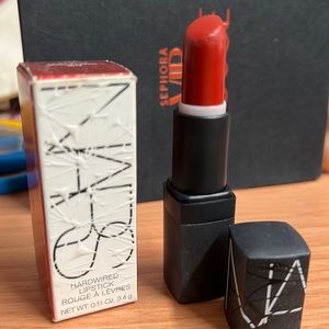 LIMITED EDITION Deadly catch lipstick NARS